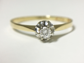 DESIREE 14 K Gouden Solitair Ring 0.10 crt Briljantgeslepen Diamant