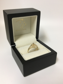 14 K Gouden Fantasie Ring Boomschors Motief  Zirkonia