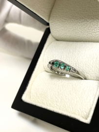 Witgouden Bijzet Ring Briljant Geslepen Diamant / Smaragd