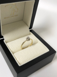 14 K Gouden Solitair Ring 0.10 Crt Briljantgeslepen Diamant H/VS1