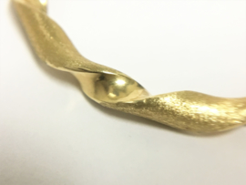 14 K Gouden Wokkel Creolen (mat / glans) - 3,7 cm