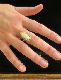 Antiek Gouden Markies Ring Witte Opaal (Ovaal)