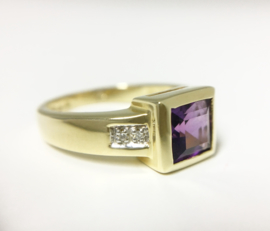 14 K Gouden Bandring Prinses Geslepen Amethyst / Diamant