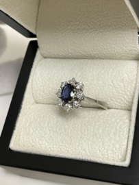 18 K Witgouden Entourage Ring Saffier / 0.40 crt Briljantgeslepen Diamant G-VVS1