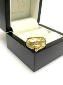 14 Karaat Massief Gouden Fantasie Ring Stijl Lapponia 0.03 ct Briljant Geslepen Diamant