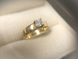 14 K Gouden Bandring 0.5 crt Prinses Geslepen Diamant H / SI2