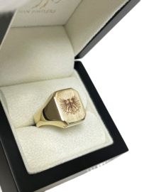 14 Karaat Gouden Heren Ring Model 8-Kant Gravure Adelaar