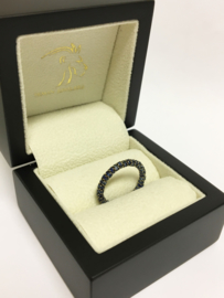 18 K Witgouden Draai Ring Briljantgeslepen Saffier (Roterend)