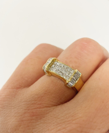 18 K Massief Gouden Bandring ca 1.0 Crt Heldere Diamanten - 7,95 g