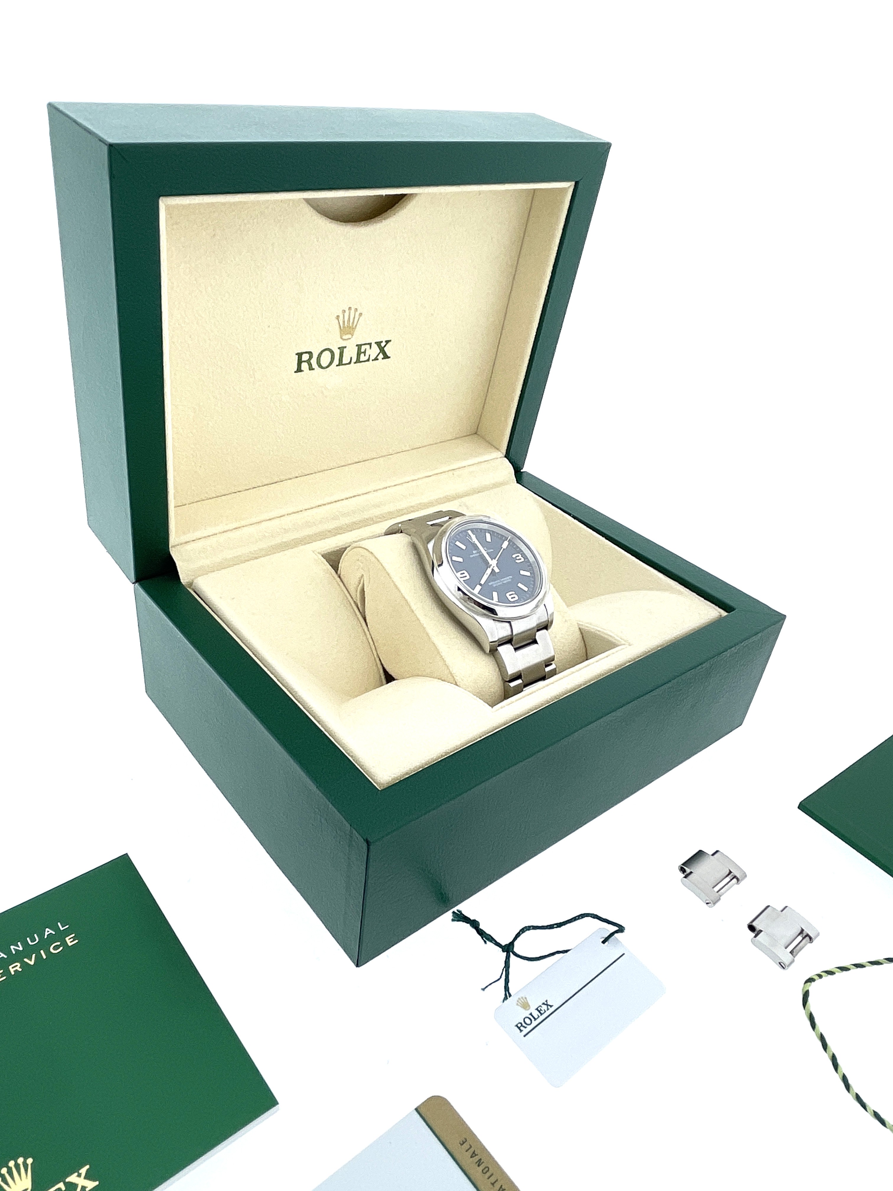 Rolex Oyster Perpetual 114200 Staal Blue Baton Arabic Dial 34 mm - Full set / 2016