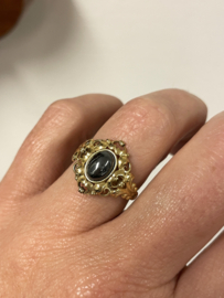 Vintage Gouden Dames Ring Ovaal Cabochon Geslepen Hematiet