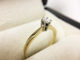 14 K Bicolor Gouden Solitair Ring ca 0.20 crt Briljantgeslepen Diamant H/VVS1