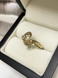 14 K Gouden Fantasie Slag Ring 0.15 Crt Briljant Geslepen Diamant G/VS1