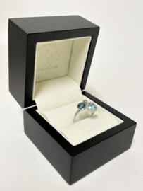 14 K Witgouden Ring London Blue Topaas, Sky Blue Topaas, Diamant