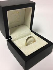 14 K Gouden Jeunesse Ring 0.02 crt Briljantgeslepen Diamant