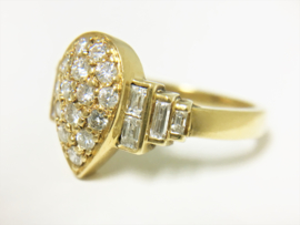 18 K Gouden Ring Druppel Vorm 0.50 crt Briljant- en Baguette Geslepen Diamant