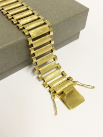 14 K Gouden Schakel Armband (geruwd) Plat - 17,5 cm / 26,25 g