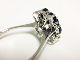 14 K Witgouden Fantasie Ring Ovaal Geslepen Koningsblauw Saffier en Briljantgeslepen Diamant