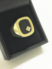 14 K Gouden Heren Zegelring Onyx Briljantgeslepen Diamant