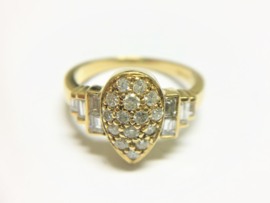 18 K Gouden Ring Druppel Vorm 0.50 crt Briljant- en Baguette Geslepen Diamant