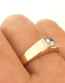 18 K Massief Gouden Heren Ring 0.50 crt Heldere Briljantgeslepen Zirkonia