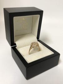 Antiek 14 K Gouden Fantasie Rozet Ring Cubic Zirkonia