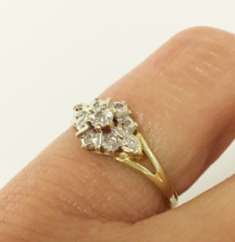 Antiek Handvervaardigd Bicolor Gouden Ring ca 0.10 crt Diamant