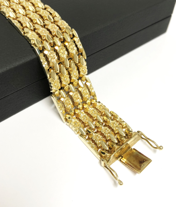 Brede Gouden Schakel Armband Vergeet Mij Nietjes - 19 cm / 31,44 g | Armbanden Verkocht | TIEMAN JUWELIERS - Goud verkopen Enschede Hengelo Overijssel