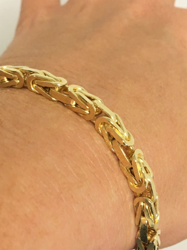 bak rand neerhalen 18 K Massief Gouden Heren Konings Armband - 25 cm / 44,61 g | Armbanden  Verkocht | TIEMAN JUWELIERS - Goud verkopen Enschede Almelo Hengelo  Overijssel