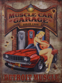 Muscle car garage