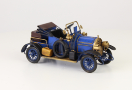 A TIN MODEL OF AN OLDTIMER blue