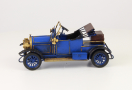 A TIN MODEL OF AN OLDTIMER blue