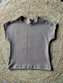 T-shirt rib zand