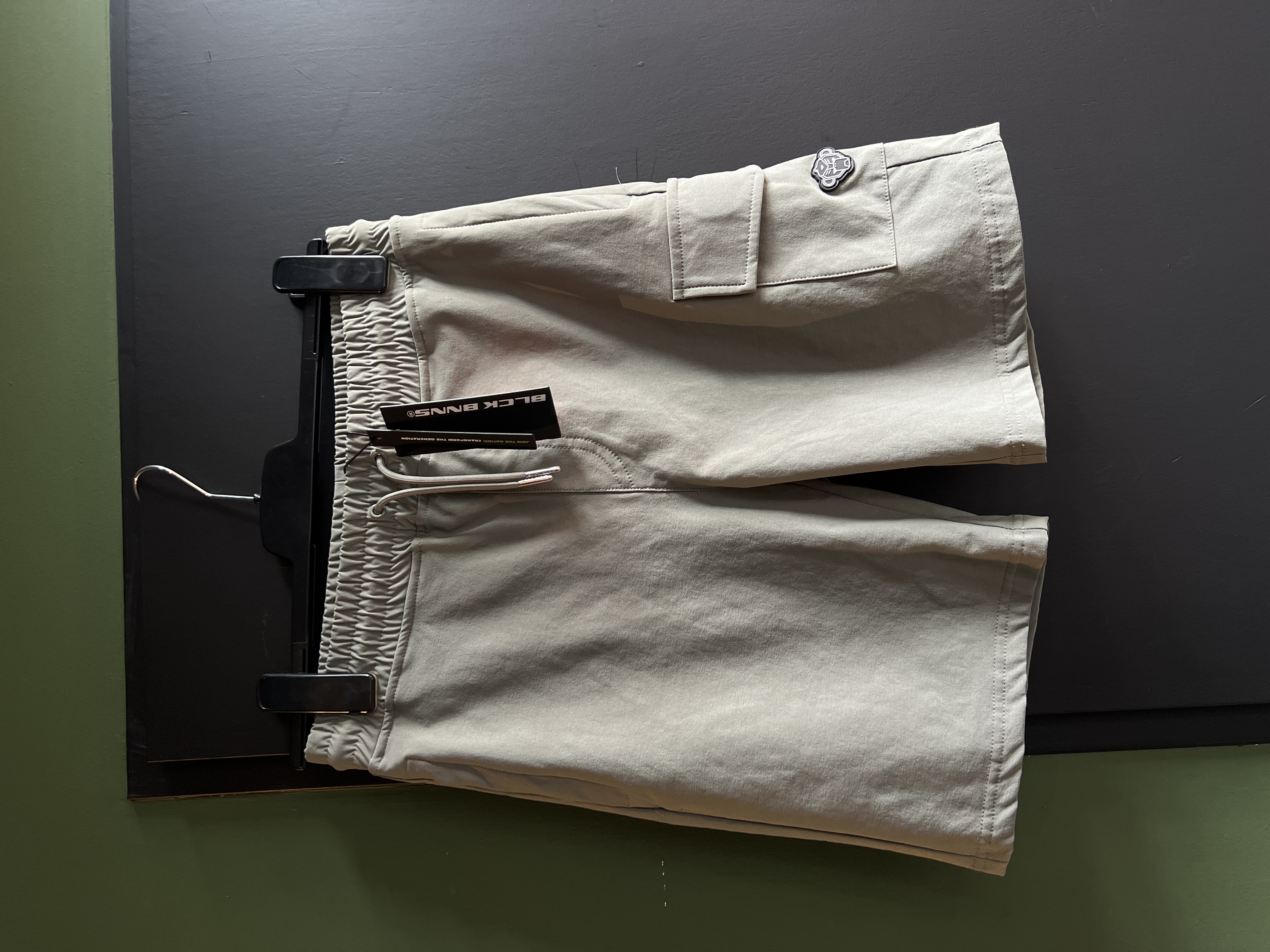 Black Bananas cargo short green maat 164