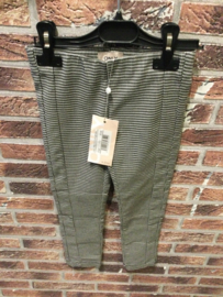 Only broek maat 110