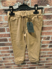 Quapi broek maat 98-104