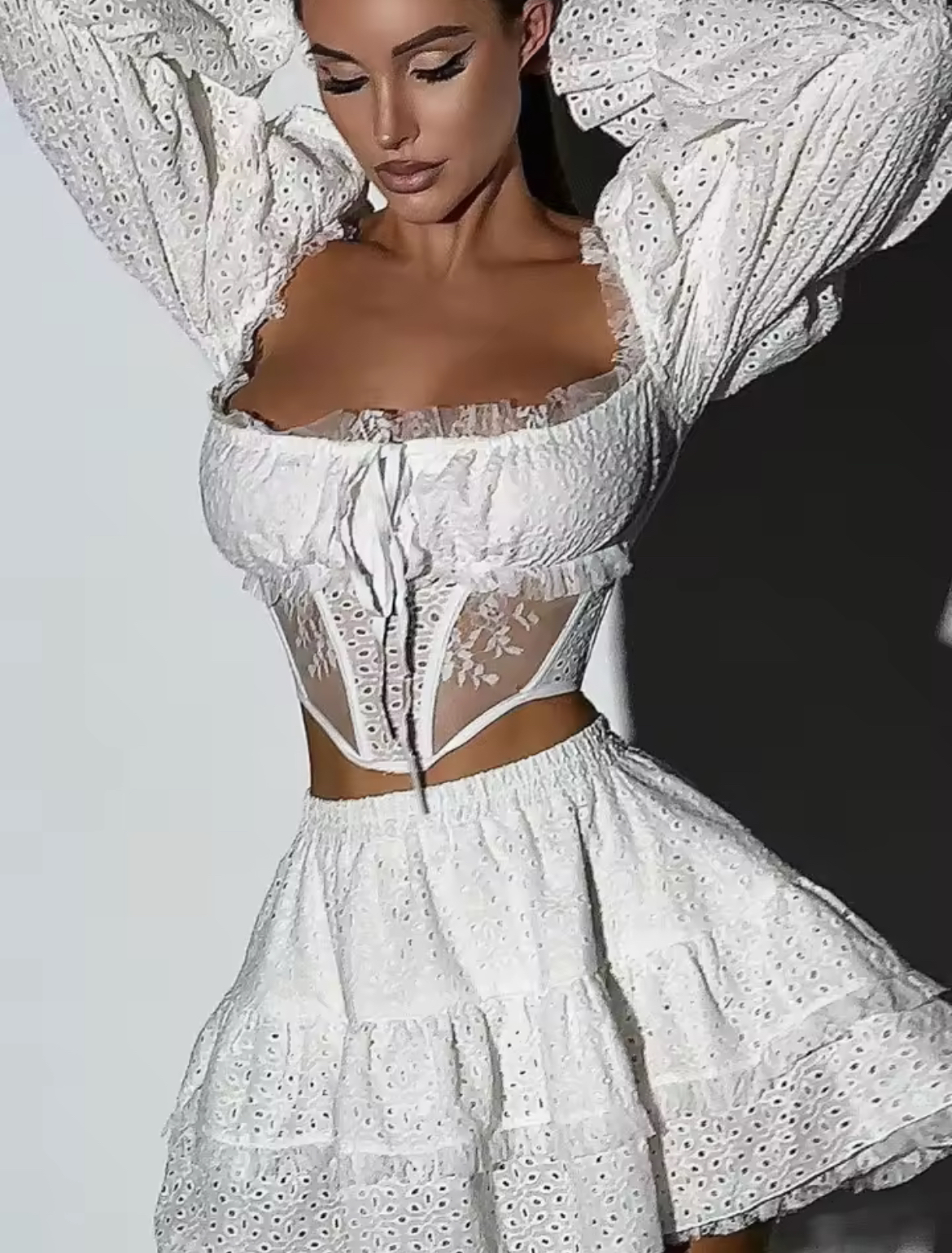WHITE BRODERIE SET