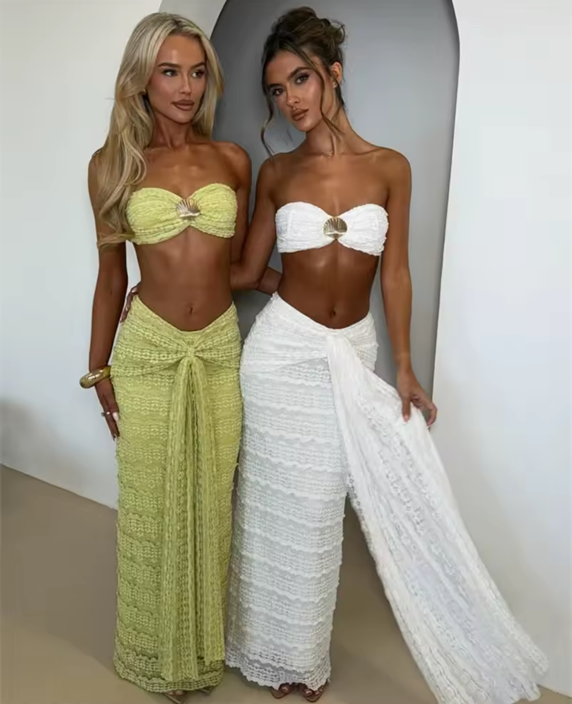 WHITE BEACH TWO PIECE