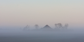Texel Boerderij in mist