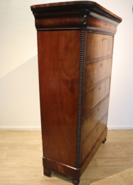 Antieke Hollandse chiffonnière
