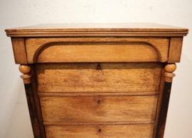 Antieke Hollandse Empire chiffonière