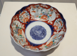 Paar Imari porseleinen kommen
