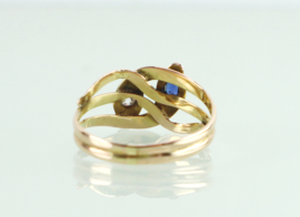 Antieke gouden ring slangen diamant saffier