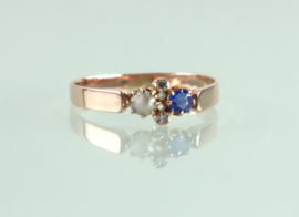 Antieke gouden ring met saffier, parel diamant