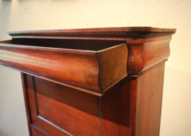 Antieke Hollandse secretaire à abbatant