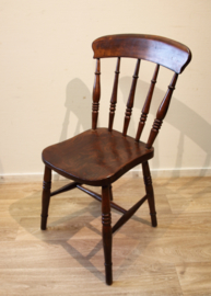 Zes antieke Windsor stoelen