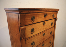 Antieke Hollandse chiffonière