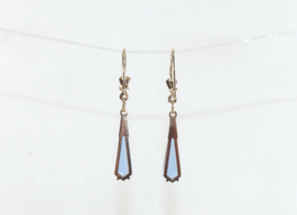 Antieke gouden oorbellen met blauwe steen