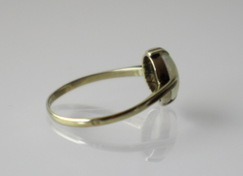 Vintage gouden ring met opaal