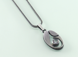 Zilveren hanger bergkristal Sten & Laine Finland jaren ’70 met collier